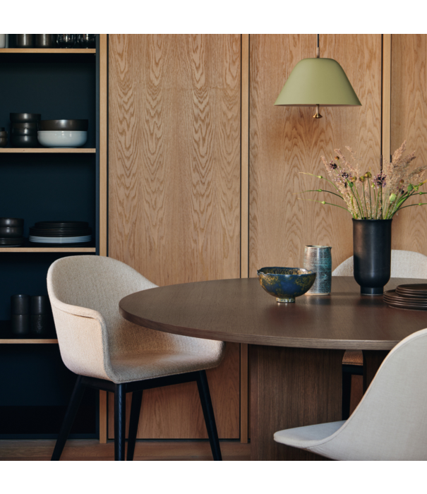 Audo Audo Harbour Dining chair Boucle 02, dark oak base