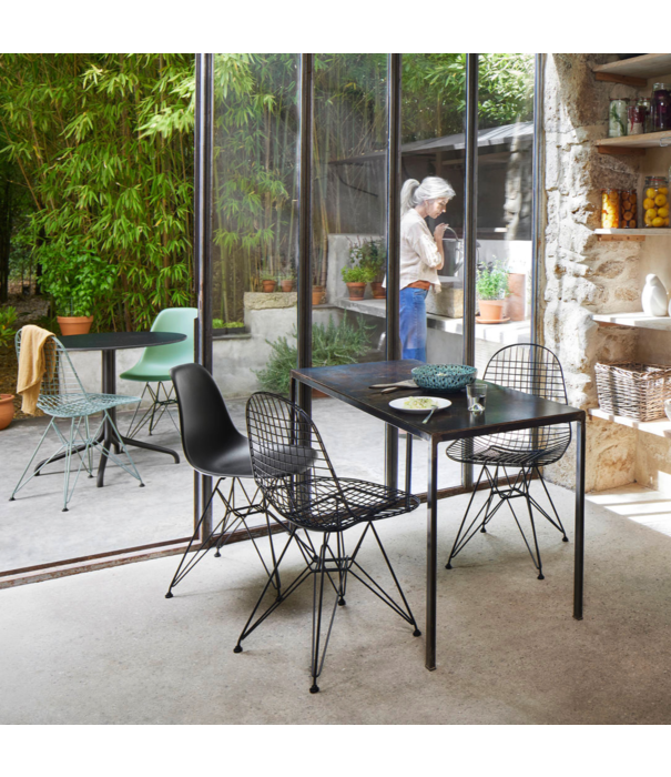 Vitra  Eames DKR Wire Stoel Basic Dark