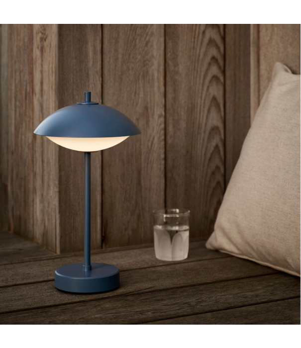 Fritz Hansen Clam Portable dusk blue