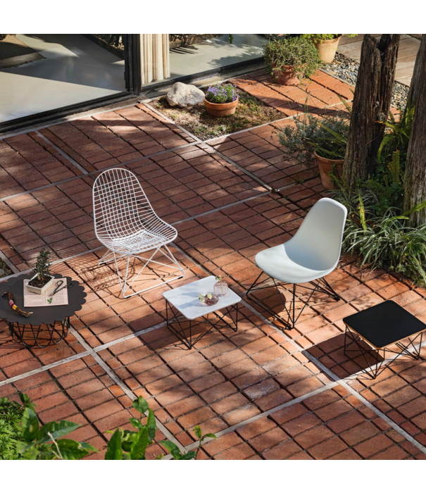 Vitra  Vitra Eames Wire Chair LKR lounge stoel wit