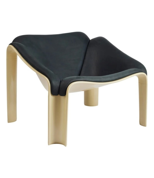 Gubi   F300 Lounge Chair