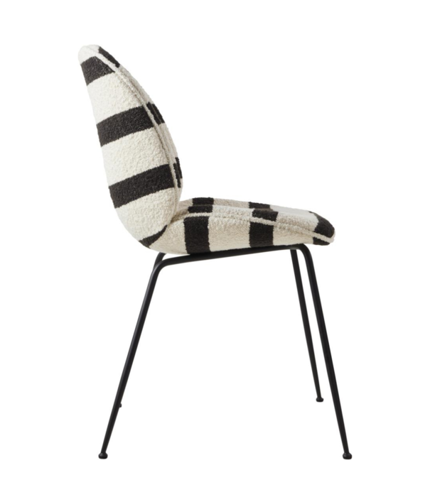 Gubi  Gubi Beetle Dining Chair Karakorum Stripe, black conic base