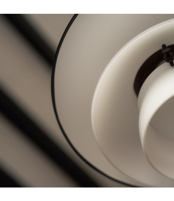 Louis Poulsen  Louis Poulsen PH 3/3 Hanglamp Aged Brass Edition, 2025 Special Edition