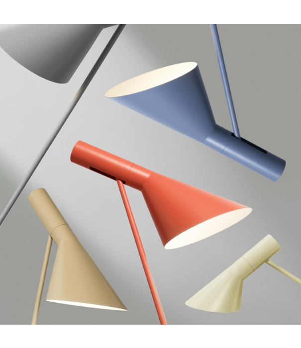 Louis Poulsen  AJ Vloerlamp messing/warm grijs
