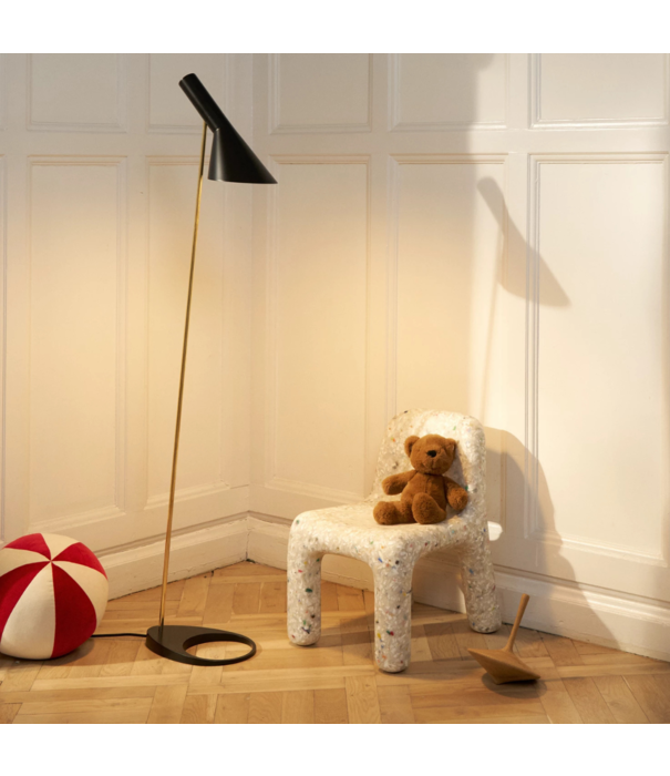 Louis Poulsen  AJ Vloerlamp messing/zwart