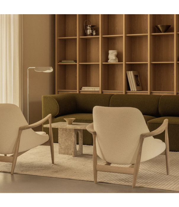 Audo Audo Copenhagen Elizabeth Lounge Stoel & Ottoman