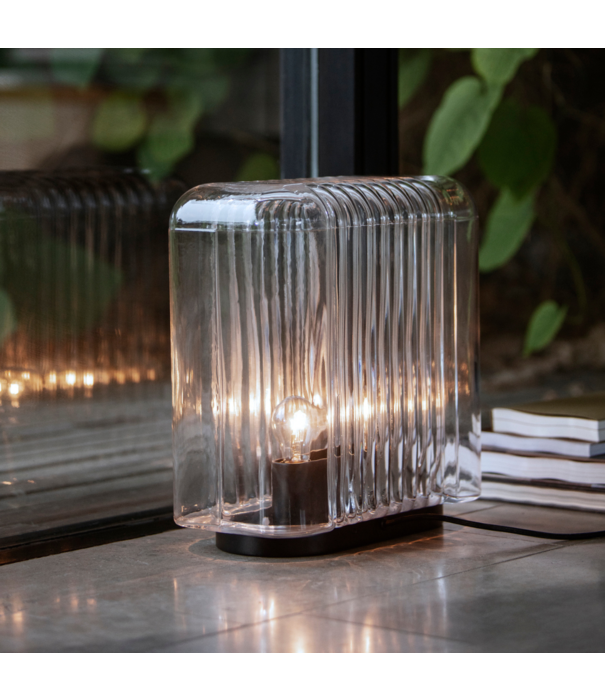 Karakter Karakter Lari Mini portable table lamp, mouth-blown glass
