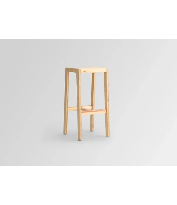 Vaarnii Vaarnii 016 Maasto Barkruk dennenhout 75cm