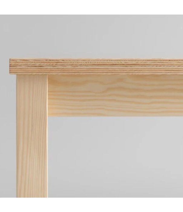 Vaarnii Vaarnii 016 Maasto Eettafel grenen 90 x 90cm