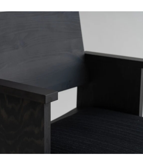 Vaarnii 016 Maasto Dining Armchair, seat upholstered