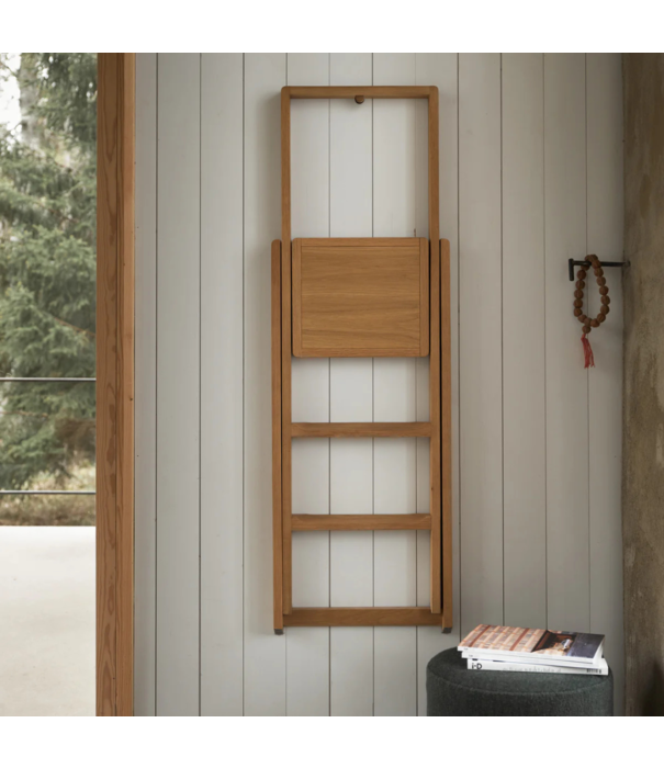 Design House Stockholm  Step Stepladder donker eiken