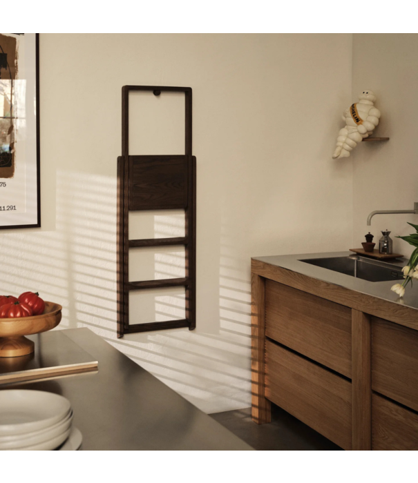 Design House Stockholm  Step Stepladder donker eiken
