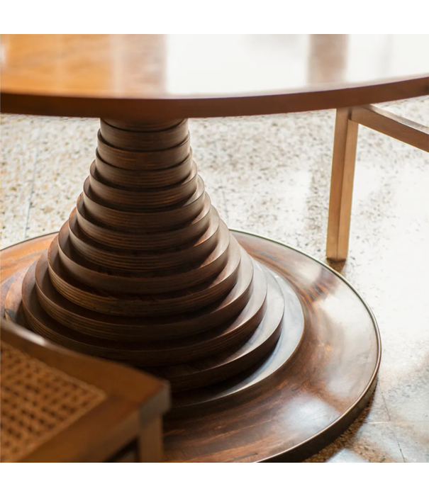 Gubi  Gubi Tavolo A Dischi Eettafel Rond walnoot fineer Ø150