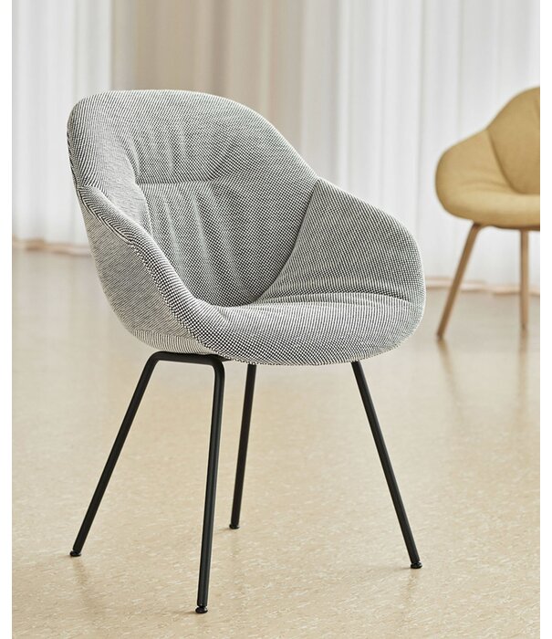 Hay  AAC 123 Soft Chair Bianco nero, Remix, base oak / Sale
