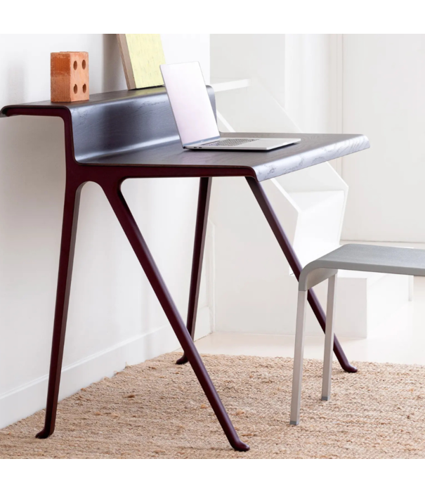 Vitra  Vitra Courier Desk dark oak, deep black base