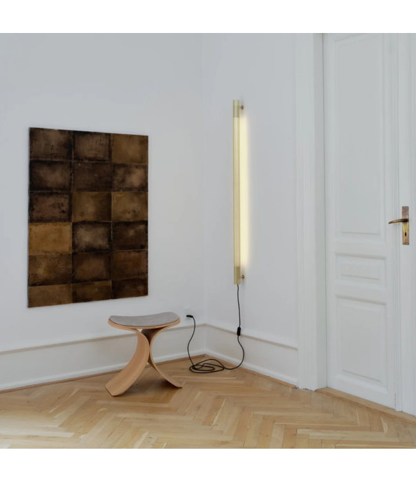 Gejst Radent wall lamp, long / Perforated steel