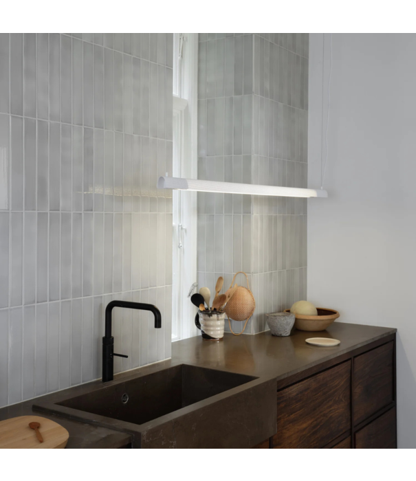 Gejst Gejst Radent hanglamp, long / Perforated steel