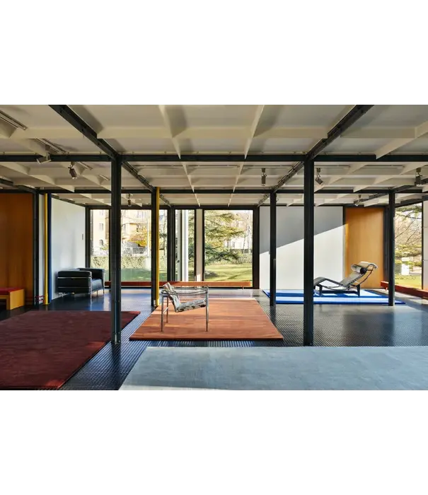 Layered  Layered  Classic Solid Wool Rug ruby red