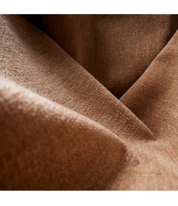 Gubi  Gubi 3D  Eetkamerstoel walnoot / Belsuede 132, RVS slede onderstel