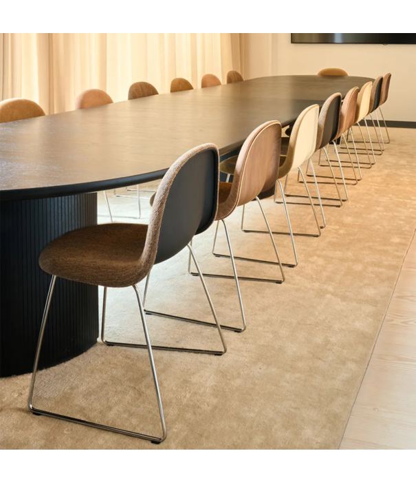 Gubi  Gubi 3D Dining Chair Bouclé 005, stainless steel sledge base