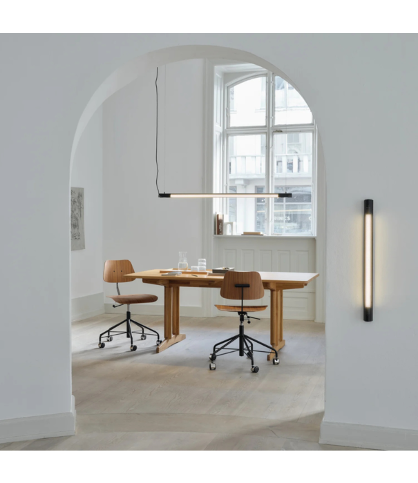 Gejst Gejst Radent wall lamp, long / Perforated steel