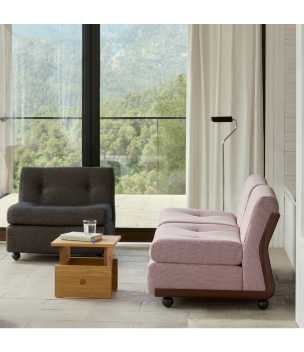 Hay  Amanta 2 seater burgundy red shell, Yuma 1851 rose