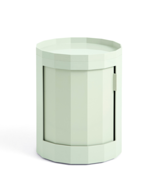 Hay Facet Cabinet Low op poten en wielen soft mint