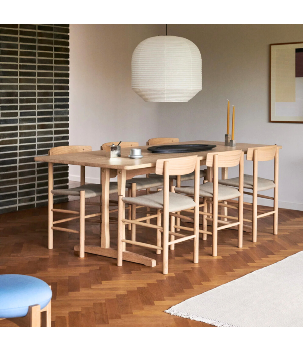 Fredericia  Fredericia J39 Mogensen stoel, zitting gestoffeerd