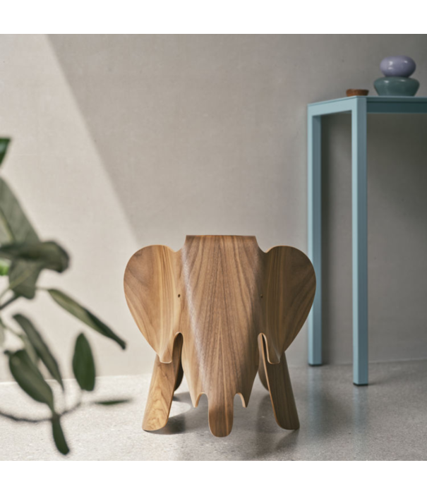 Vitra  Vitra Eames Elephant Plywood walnut, Children's Chair