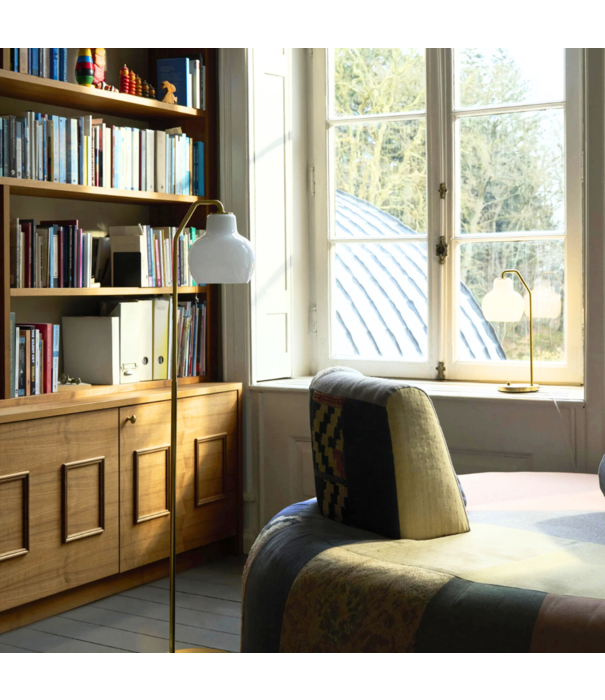 Louis Poulsen  Louis Poulsen VL Ring Crown Table Lamp