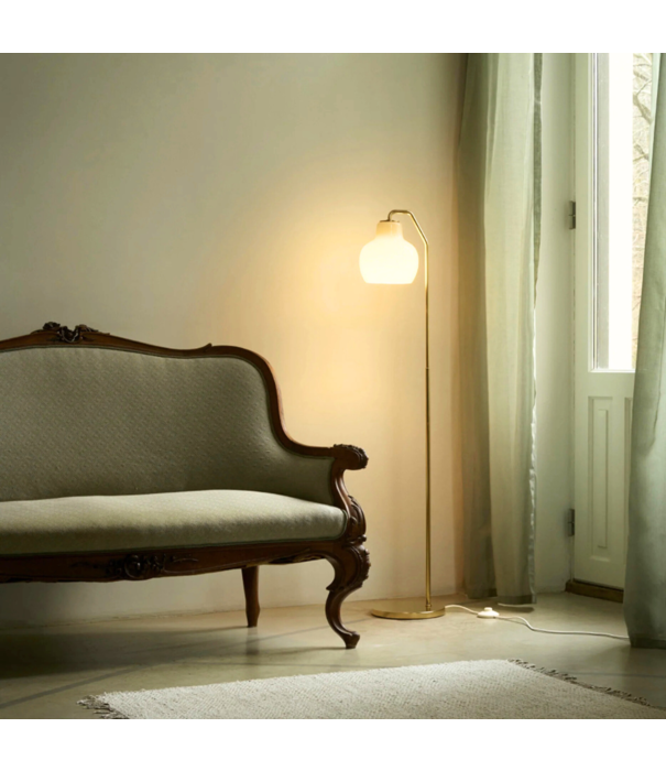 Louis Poulsen  Louis Poulsen VL Ring Crown Vloerlamp