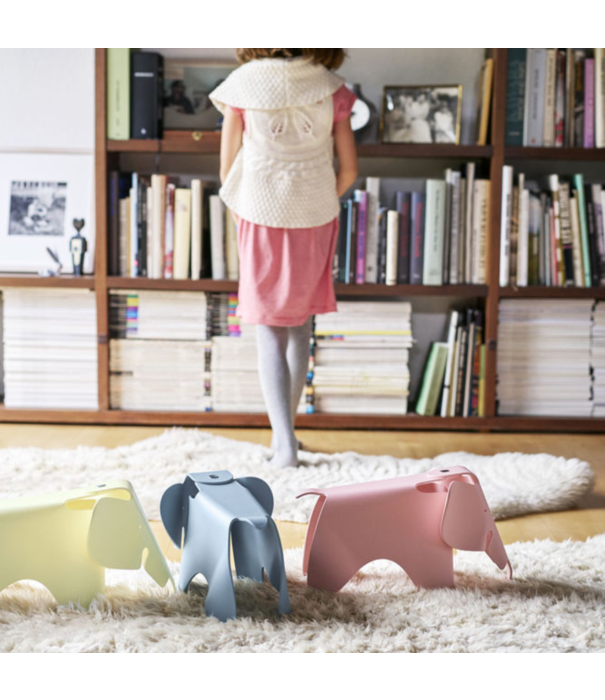 Vitra  Eames Elephant Small Emerald RE