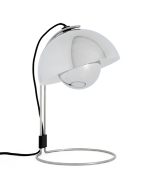 &Tradition Flowerpot VP4 Table Lamp