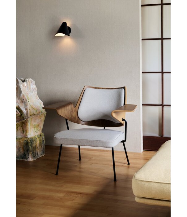 &Tradition RFH RD8 Robin Day lounge chair