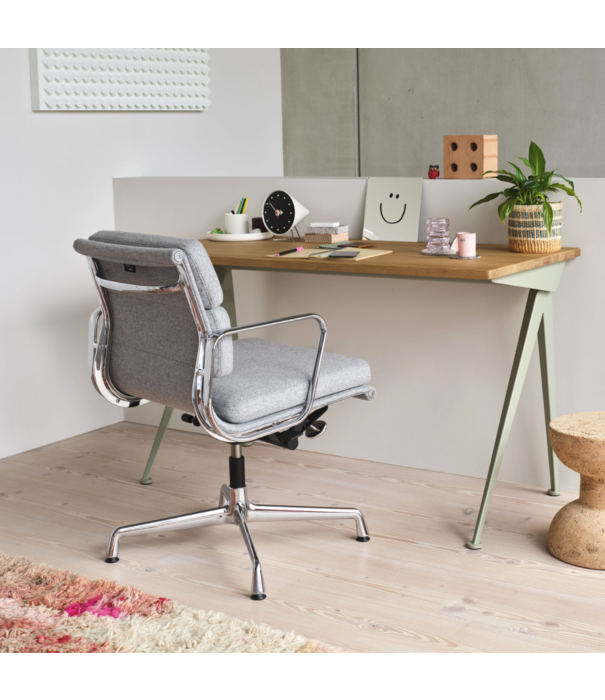 Vitra   Soft Pad Chair EA 231 chalk,  Laser RE papyrus / cream