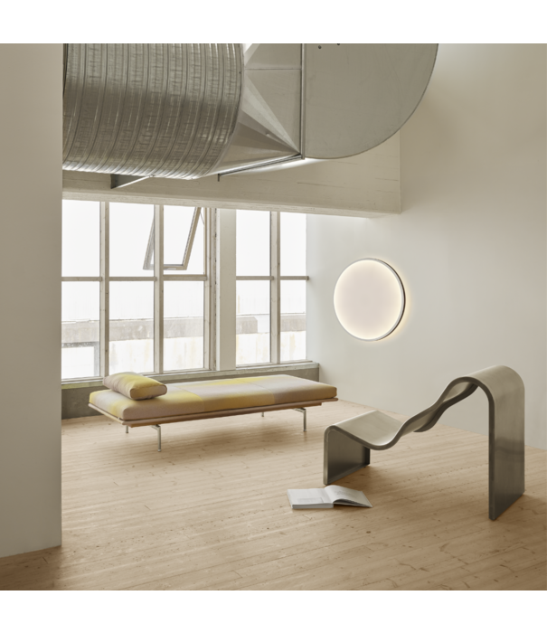 Muuto  Dream view bench, geborsteld staal