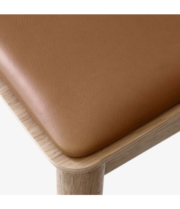 &Tradition &Tradition Betty TK3 Dining Chair oak, cognac Noble leather