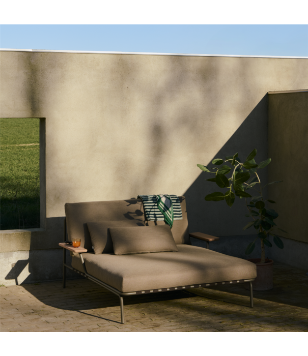 Muuto Muuto Settle Lounge Bed with armrest