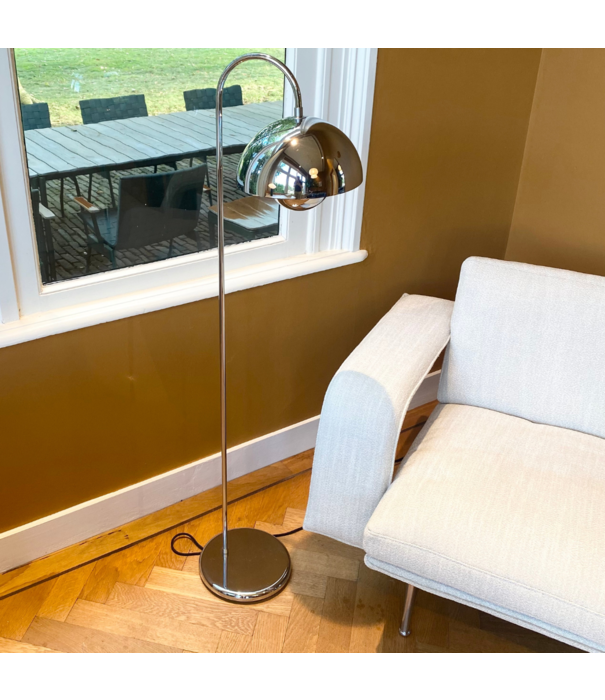 &Tradition Flowerpot VP12 Verner Panton Floor Lamp