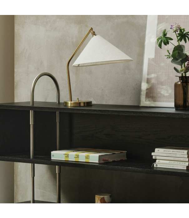 Gubi  Gubi Gräshoppa table lamp, fabric shade