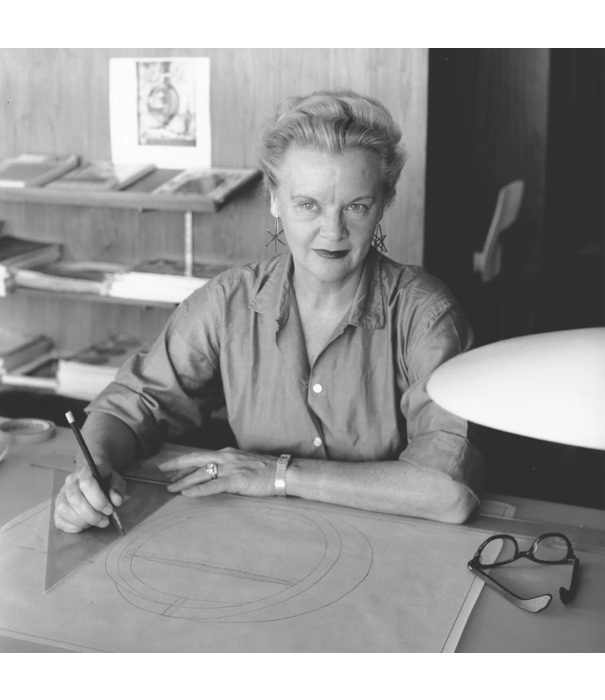 Gubi  Gubi Gräshoppa table lamp, fabric shade