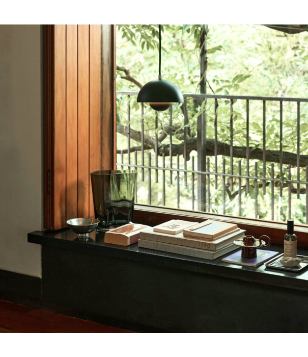 &Tradition &Tradition Momento Candleholder JH39