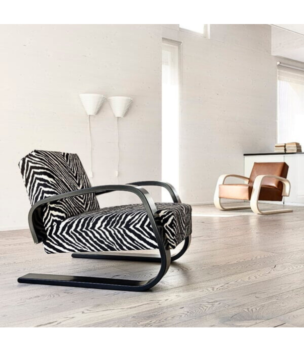 Artek  Aalto Armchair 400 Tank,  black birch, Black Elegance leather