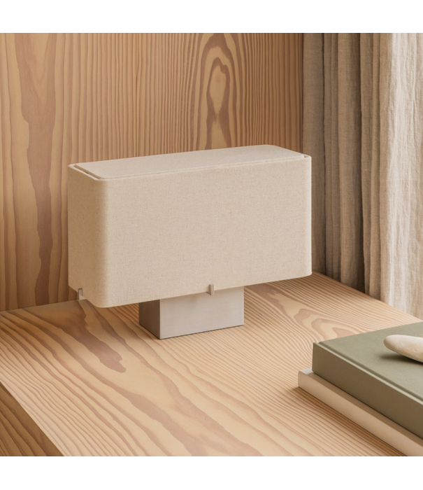 Audo Audo Nonna Table Lamp aluminium, sand shade