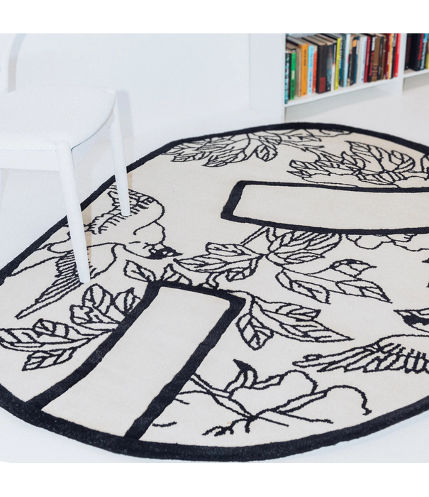 Haus Üger Haus Üger Shape of a Break Rug black