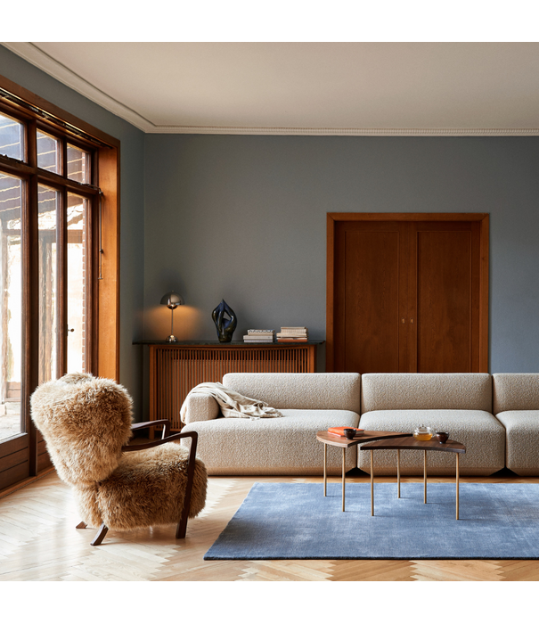 &Tradition &Tradition Wulff ATD2 Lounge Stoel & Ottoman schapenvel honey