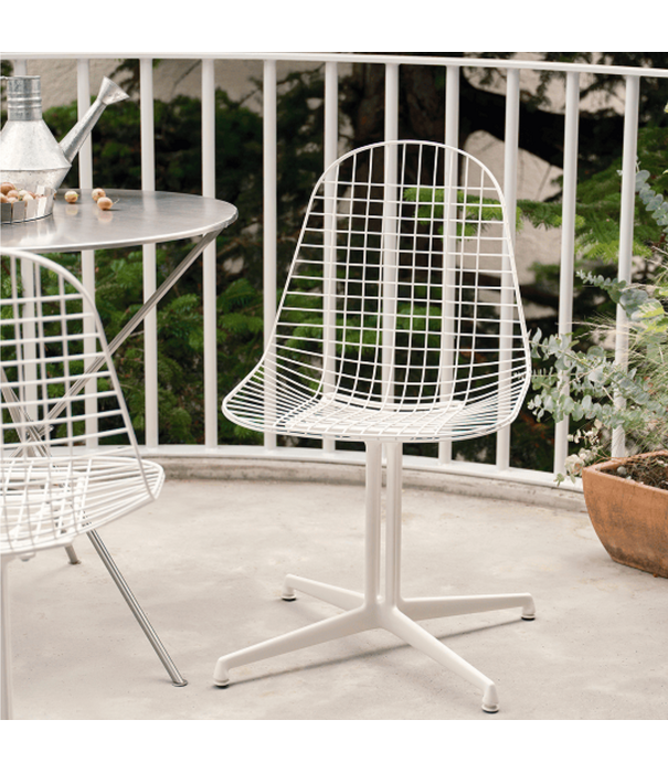Vitra  Eames DKL Wire Chair, 4 star La Fonda base