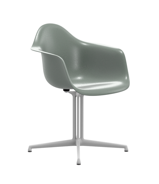 Vitra  Vitra Eames Fiberglass DAL Eetkamerstoel, wit onderstel