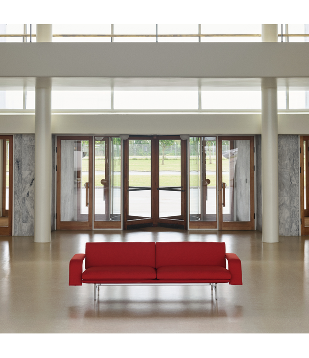 &Tradition Meantime AV30 3-seater Sofa Fiord 0571 red