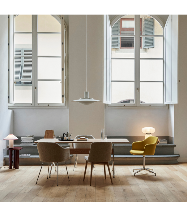 &Tradition &Tradition Rely HW74 Eetkamerstoel gestoff. met zitkussen Hallingdal 773